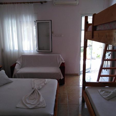 ليبتوكاريا Miltos Rooms المظهر الخارجي الصورة