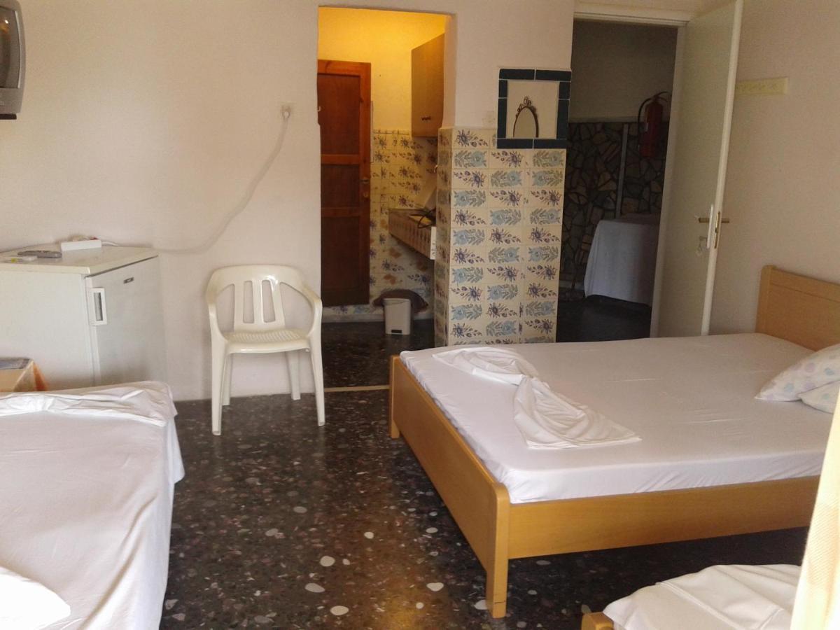 ليبتوكاريا Miltos Rooms المظهر الخارجي الصورة